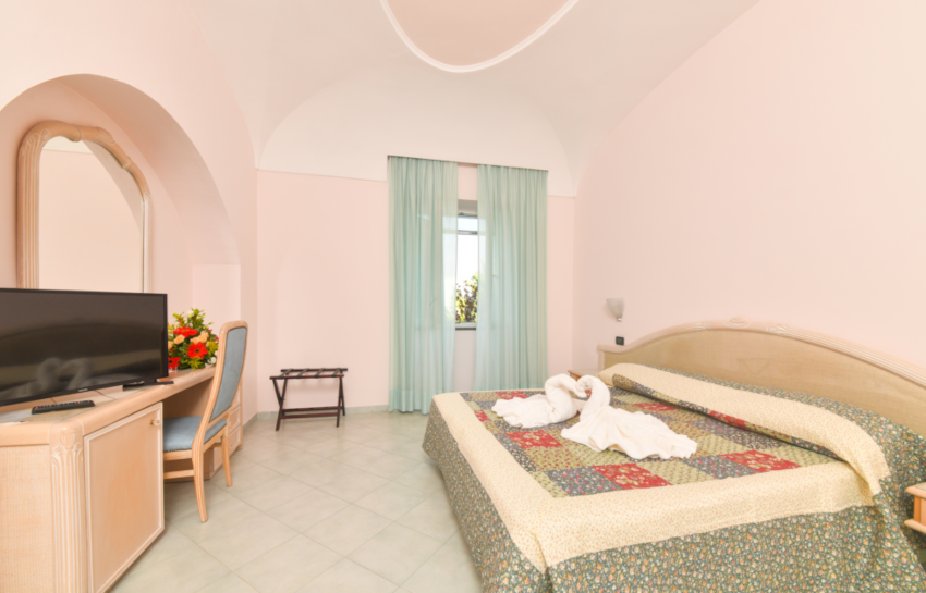 Ischia Isola Verde offerta di mare e benessere a Settembre in hotel 4 stelle